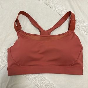 Athleta ultimate D-DD+ sports bra